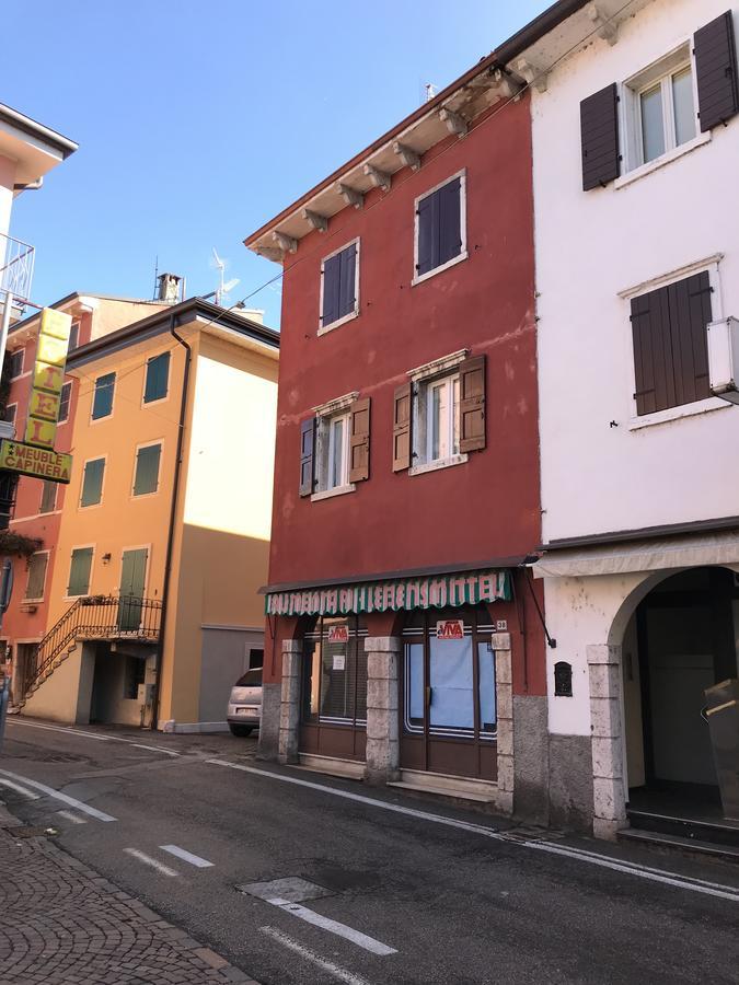 ガルダCasa Al Borgoアパートメント エクステリア 写真